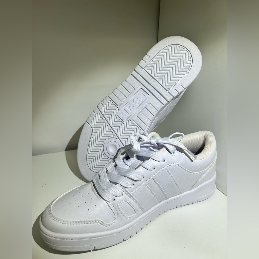 Skechers Men's White Sneakers - Picture 6 of 8